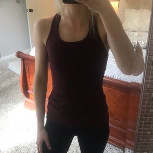 Maroon lululemon tank